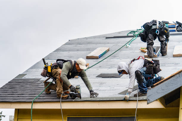 Professional Gutter Installation technician working in Rockbridge Baths, VA